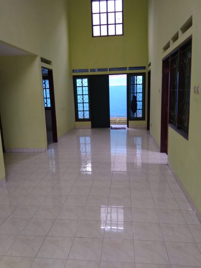 Rumah disewakan di cluster Carribean Deltamas Cikarang